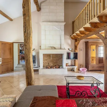 De 4 Chambres Avec Piscine Privee Jardin Clos Et Wifi A Meard De Gurcon *