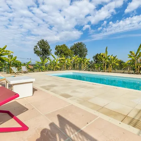 De 4 Chambres Avec Piscine Privee Jardin Clos Et Wifi A Meard De Gurcon