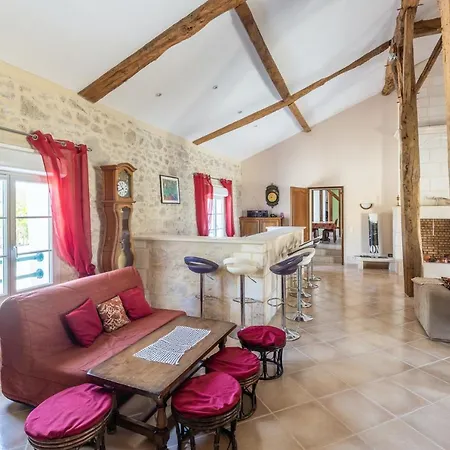 De 4 Chambres Avec Piscine Privee Jardin Clos Et Wifi A Meard De Gurcon Вилла *